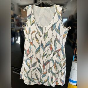 Multicolor Leaf Pattern Women's Dress. Size XL. NEW